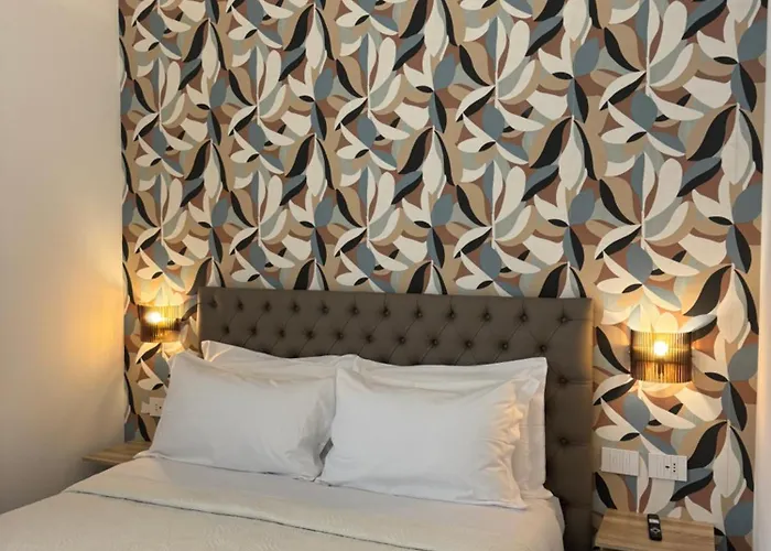 Lina & 게스트하우스 4*