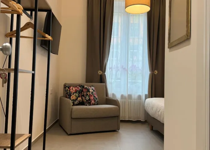 Lina & 게스트하우스 4*