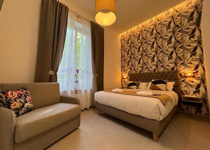 Lina & 게스트하우스